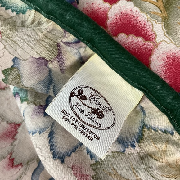 Vintage Croscill Home Fashions colorful chintz floral tablecloth 72” x 70” - Picture 6 of 8